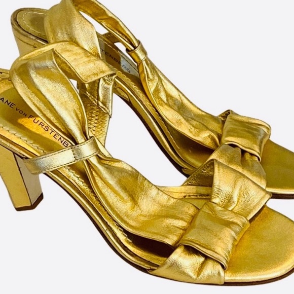 DVF Diane Von Furstenburg Provence Gold Metallic Ooen Toe Heeled Sandals